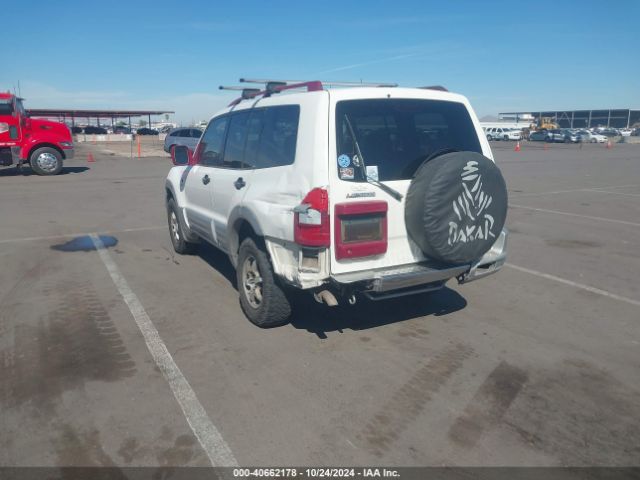 2001 MITSUBISHI MONTERO JA4MW31R61J026025 Photo 2