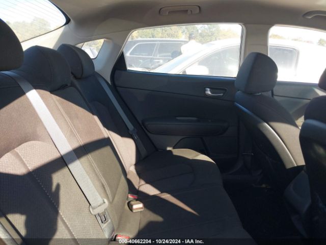 5XXGT4L18JG217264 KIA Optima Lx Turbo
