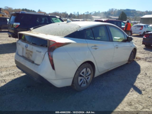 JTDKARFU4G3024623 Toyota Prius Three