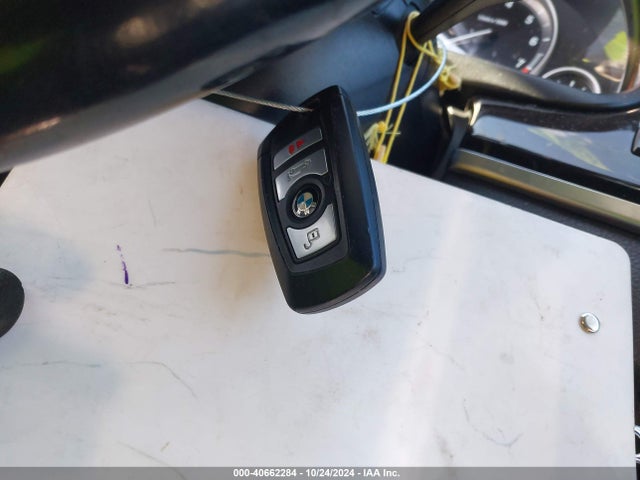 BMW 528i Xdrive 2015 WBA5A7C53FD623548 Image 11