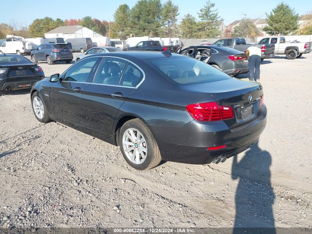 BMW 528i Xdrive 2015 WBA5A7C53FD623548 Image 3