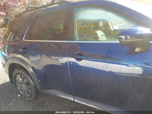 5N1DR3BCXNC218478 Nissan Pathfinder Sv 4wd