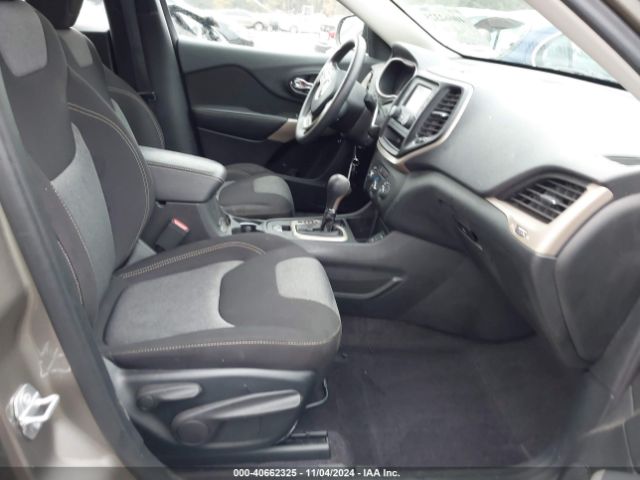 1C4PJLAB4HW596042 Jeep Cherokee Sport Fwd