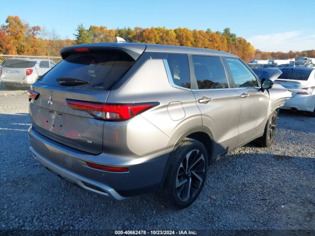 2022 MITSUBISHI OUTLANDER JA4J4UA86NZ024952 Photo 3