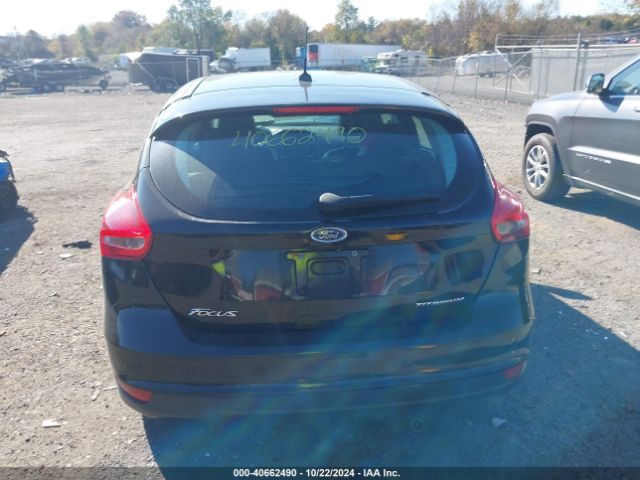 1FADP3N21GL317812 Ford Focus Titanium