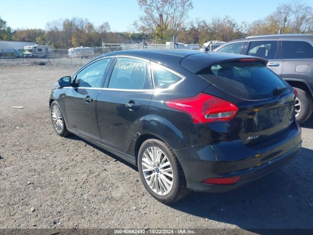 1FADP3N21GL317812 Ford Focus Titanium