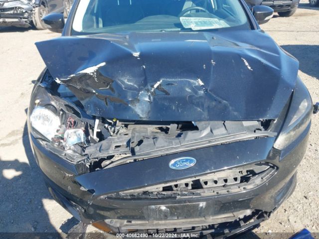 1FADP3N21GL317812 Ford Focus Titanium