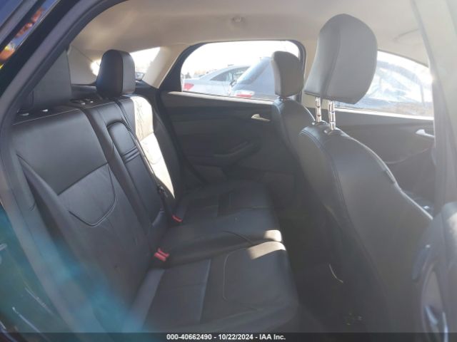 1FADP3N21GL317812 Ford Focus Titanium