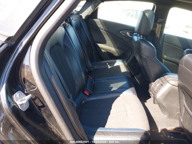 1C3CCCDG5FN736445 Chrysler 200 S