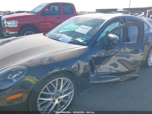 WP0AA2A71LL100054 Porsche PANAMERA 4