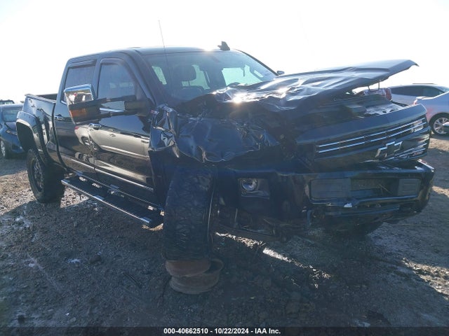 2017 1GC1KWEG5HF131067 main image