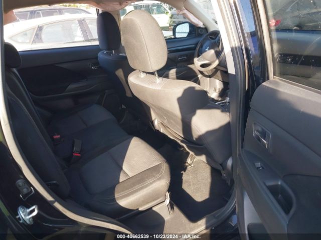 JA4AD2A38KZ003153 Mitsubishi Outlander Es