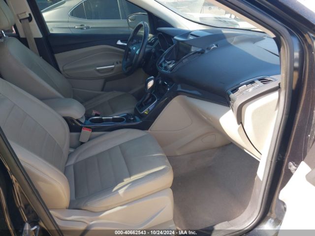1FMCU0J97EUA81718 Ford Escape Titanium