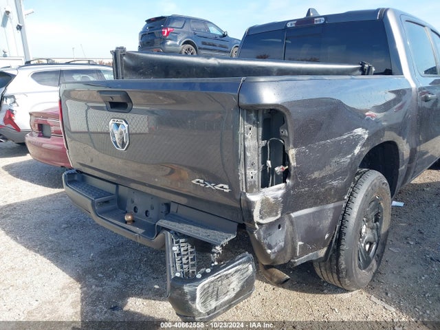 1C6SRFGT7KN640303 RAM 1500 Tradesman  4x4 5'7 Box