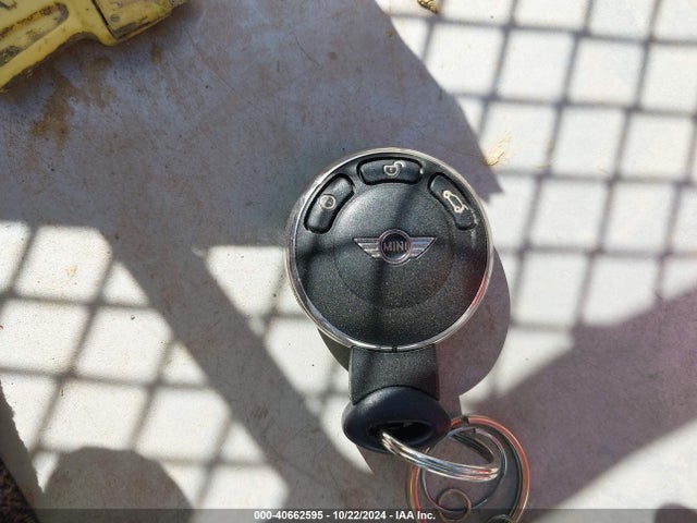 2013 MINI CONVERTIBLE WMWZP3C57DT297247 Photo 10