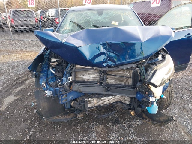 2GNAXKEV9K6207780 Chevrolet EQUINOX LT