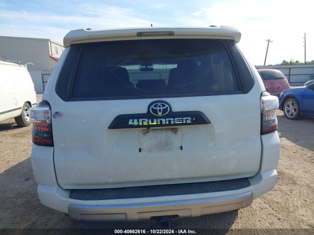 Toyota 4runner Trd Off Road 2018 JTEBU5JR3J5559100 Image 16