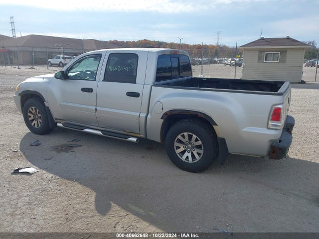 2007 MITSUBISHI RAIDER 1Z7HC28K87S243456 Photo 2