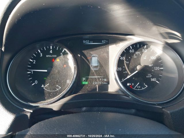 5N1AT2MM2HC736299 Nissan ROGUE SV