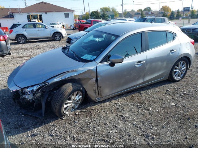 Mazda Mazda3 I Touring 2015 3MZBM1L78FM186014 Image 2