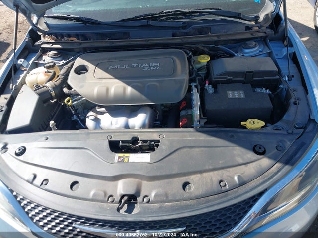 Chrysler 200 Limited 2015 1C3CCCAB5FN631560 Image 10