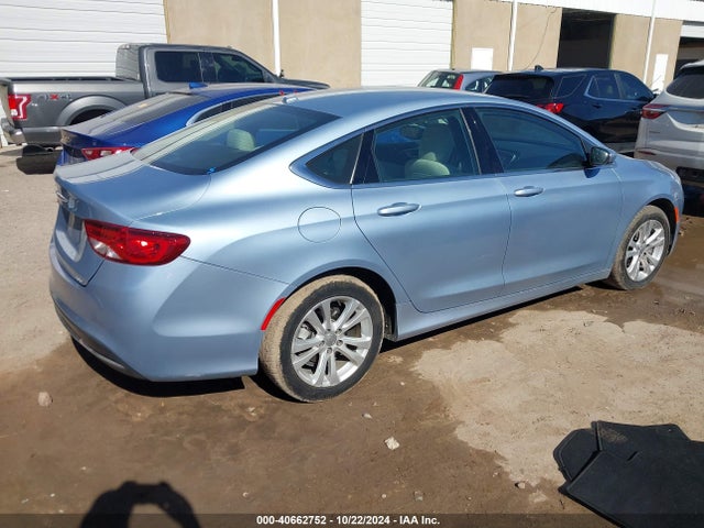 Chrysler 200 Limited 2015 1C3CCCAB5FN631560 Image 4