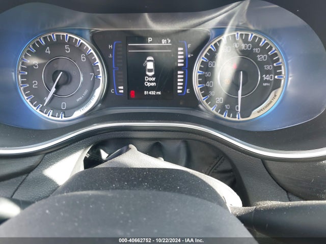 Chrysler 200 Limited 2015 1C3CCCAB5FN631560 Image 7