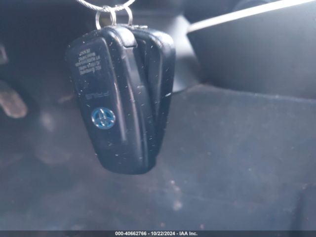 JTDKARFU7H3539178 Toyota Prius Three