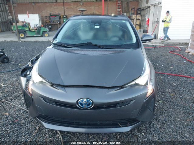 JTDKARFU7H3539178 Toyota Prius Three