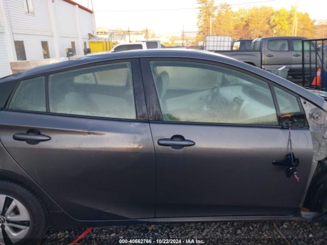 JTDKARFU7H3539178 Toyota Prius Three
