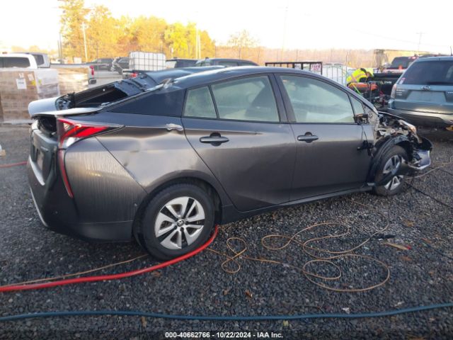 JTDKARFU7H3539178 Toyota Prius Three