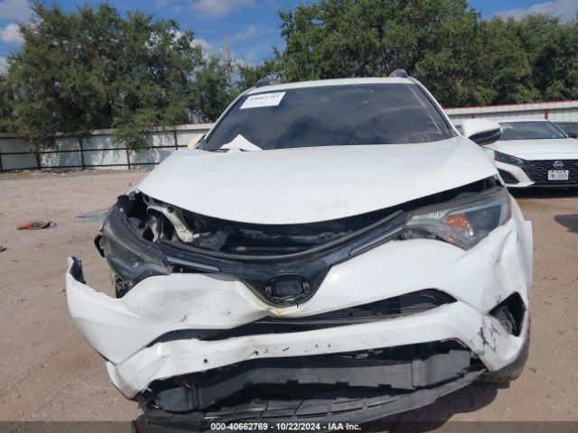 JTMWFREV1JJ733588 Toyota Rav4 Xle