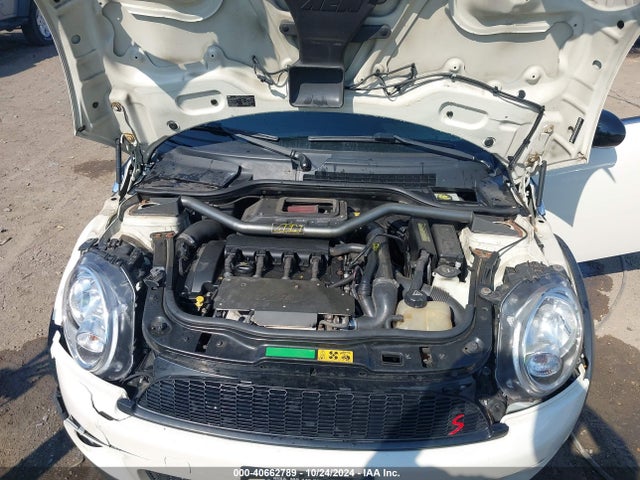 2010 MINI COOPER S CLUBMAN WMWMM3C58ATP75643 Photo 9