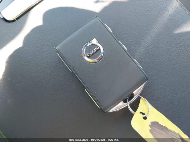 2023 VOLVO S60 RECHARGE PLUG-IN HYBRID 7JRH60FL8PG231587 Photo 10