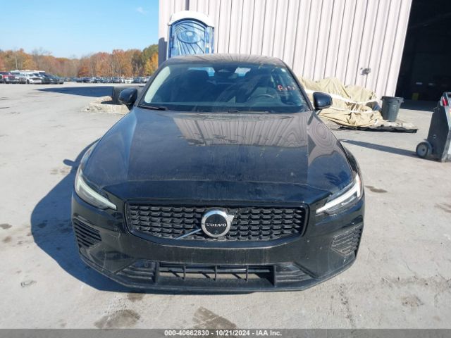 7JRH60FL8PG231587 Volvo S60 Recharge Plug-in Hybrid T8 Plus Dark Theme