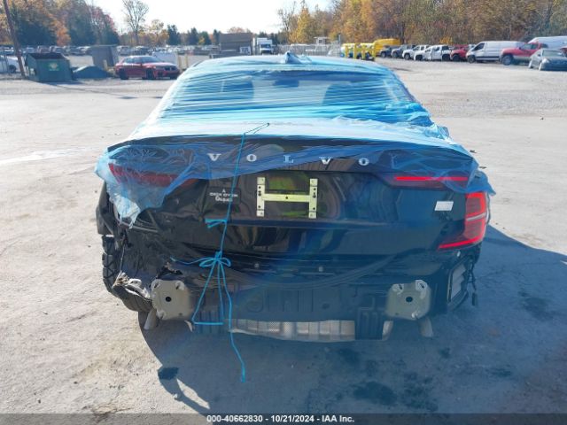 7JRH60FL8PG231587 Volvo S60 Recharge Plug-in Hybrid T8 Plus Dark Theme