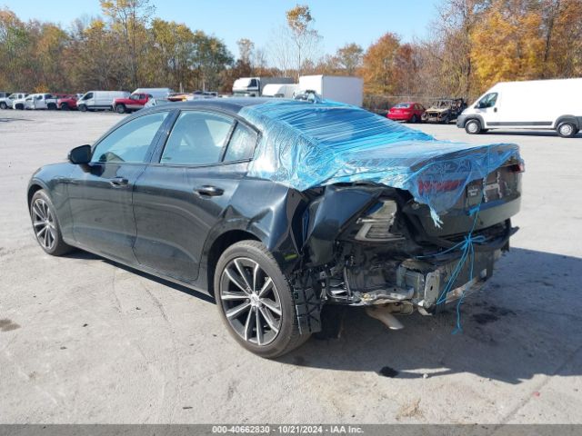 2023 VOLVO S60 RECHARGE PLUG-IN HYBRID 7JRH60FL8PG231587 Photo 2