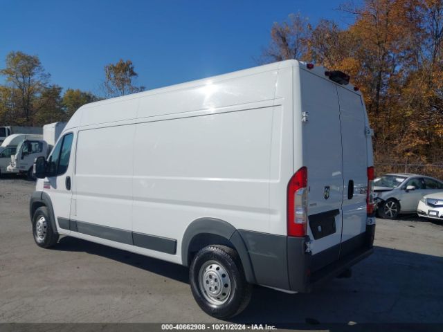 3C6TRVDG0JE101952 RAM Promaster 2500 High Roof 159 Wb