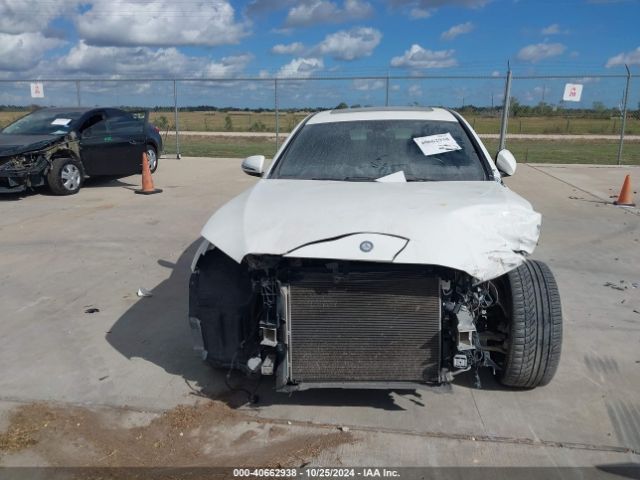 WDDZF4JB2HA056711 Mercedes-Benz E 300