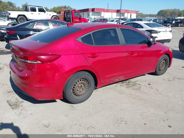 Hyundai ELANTRA SE 2017 5NPD74LF5HH147370 Image 4