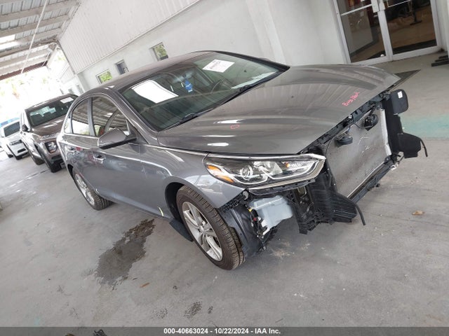 2019 5NPE34AF6KH752086 main image