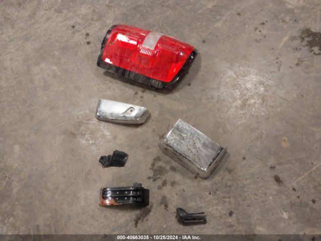 1GT12SEY2KF174595 GMC Sierra 2500hd Denali