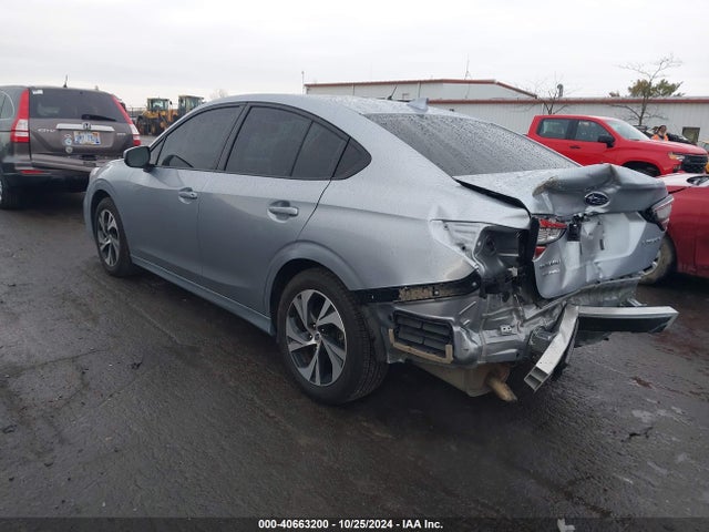 4S3BWAC61P3015760 Subaru Legacy Premium