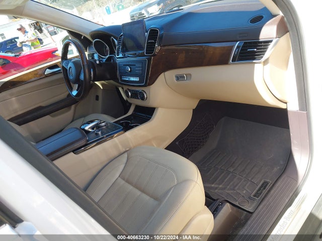 4JGDF6EE7HA922788 Mercedes-Benz Gls 450 4matic