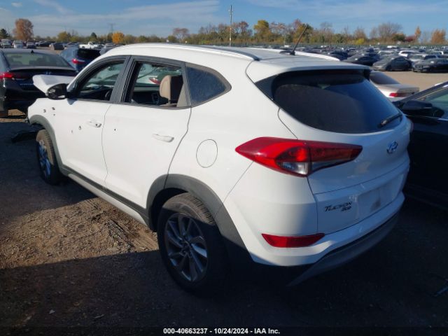 KM8J33A26HU303393 Hyundai Tucson Eco