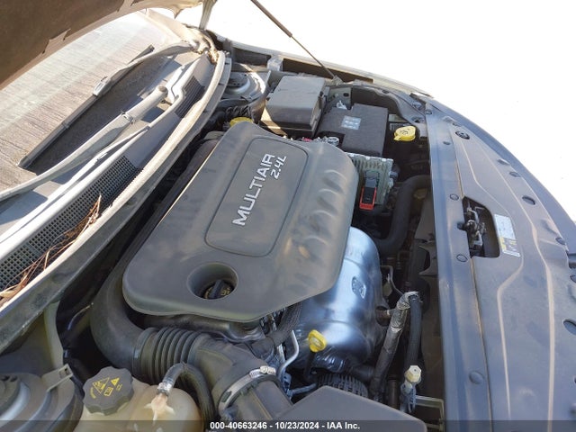1C3CCCAB1FN584401 Chrysler 200 Limited