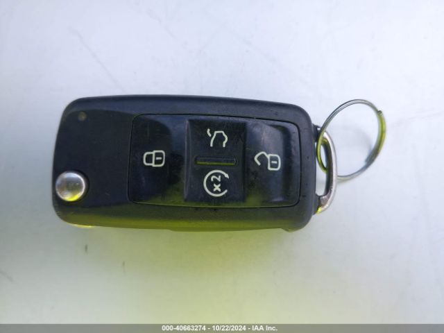 1VWCN7A34EC119141 Volkswagen Passat 2.0l Tdi Sel Premium