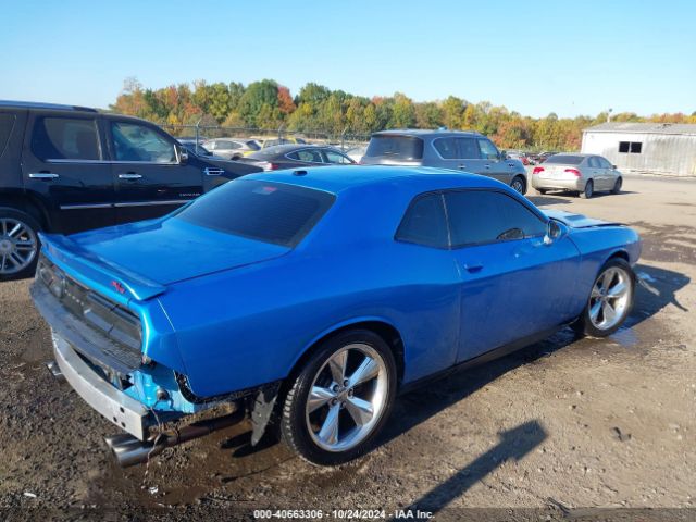 2C3CDZAT0FH811384 Dodge Challenger R/t