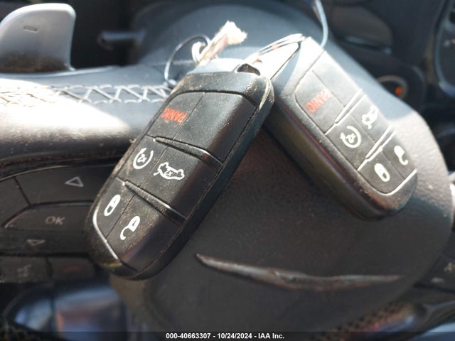 2C3CCABG6GH310961 Chrysler 300 300s