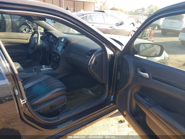 2C3CCABG6GH310961 Chrysler 300 300s